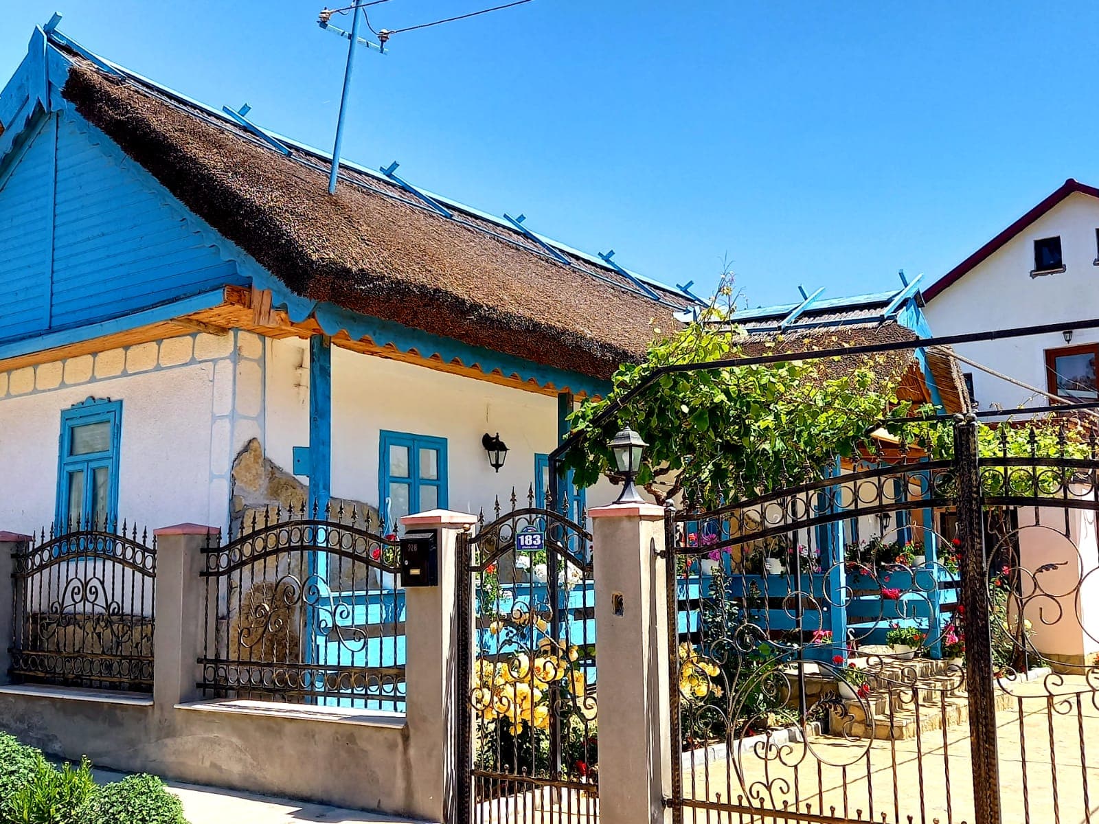 Casa Rasaritul Soarelui Sarichioi